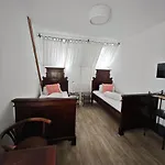 U Svarcu 3*