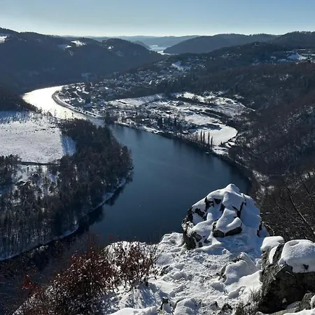 Πανσιόν U Svarcu Zduchovice